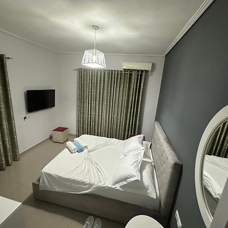Hotel Elisabet Sarandë Eksteriør billede