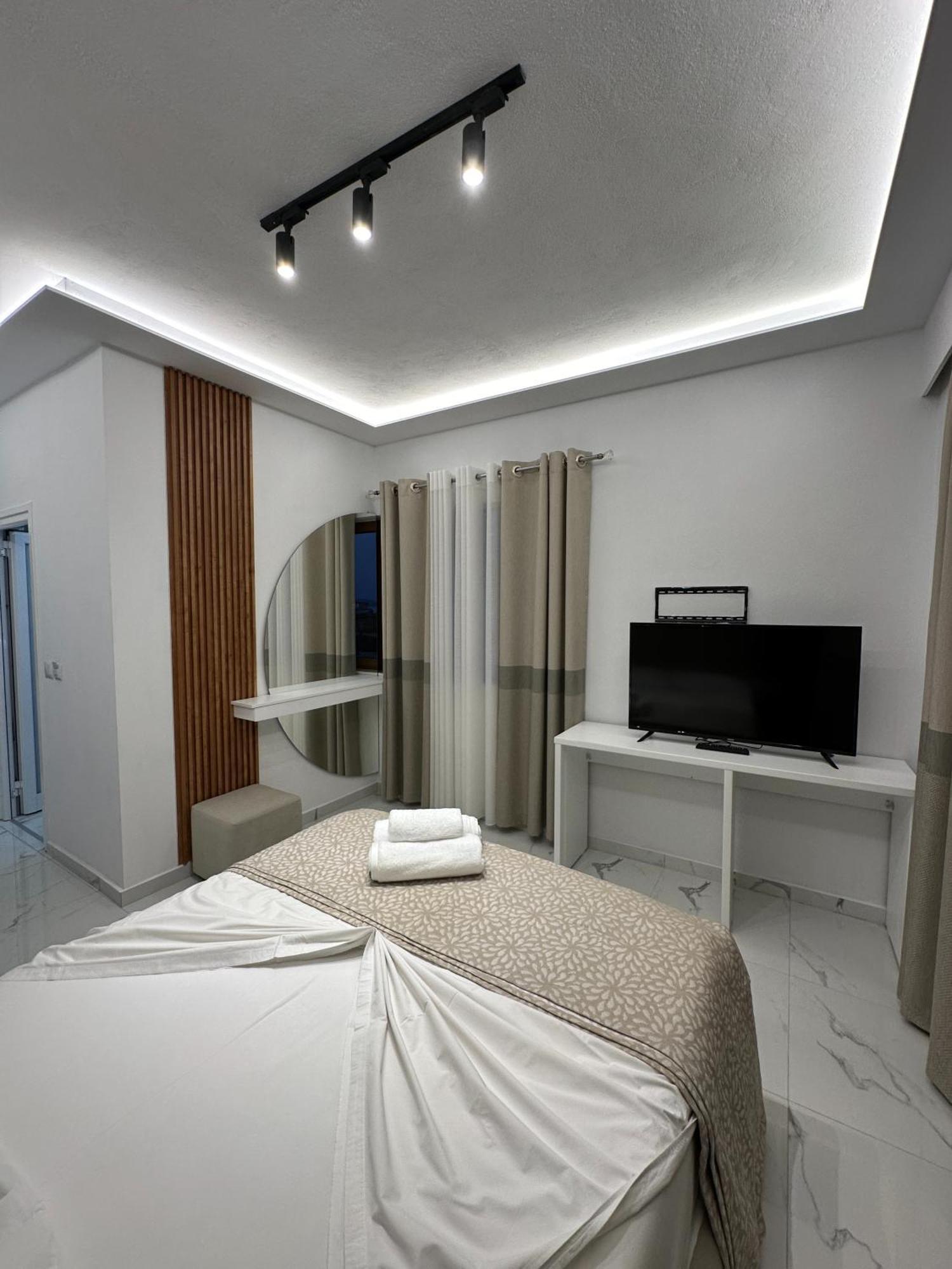 Hotel Elisabet Sarandë Eksteriør billede