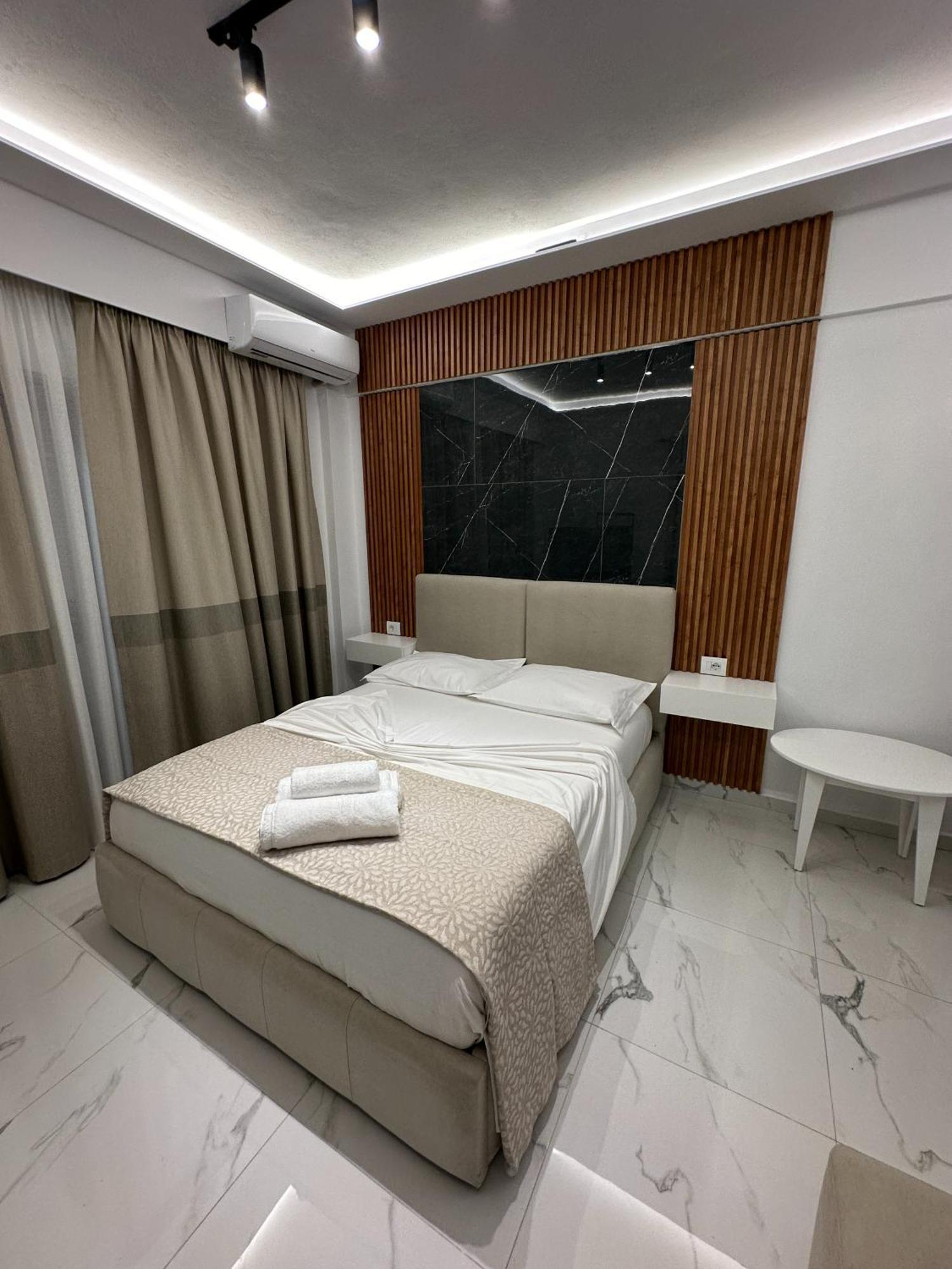 Hotel Elisabet Sarandë Eksteriør billede