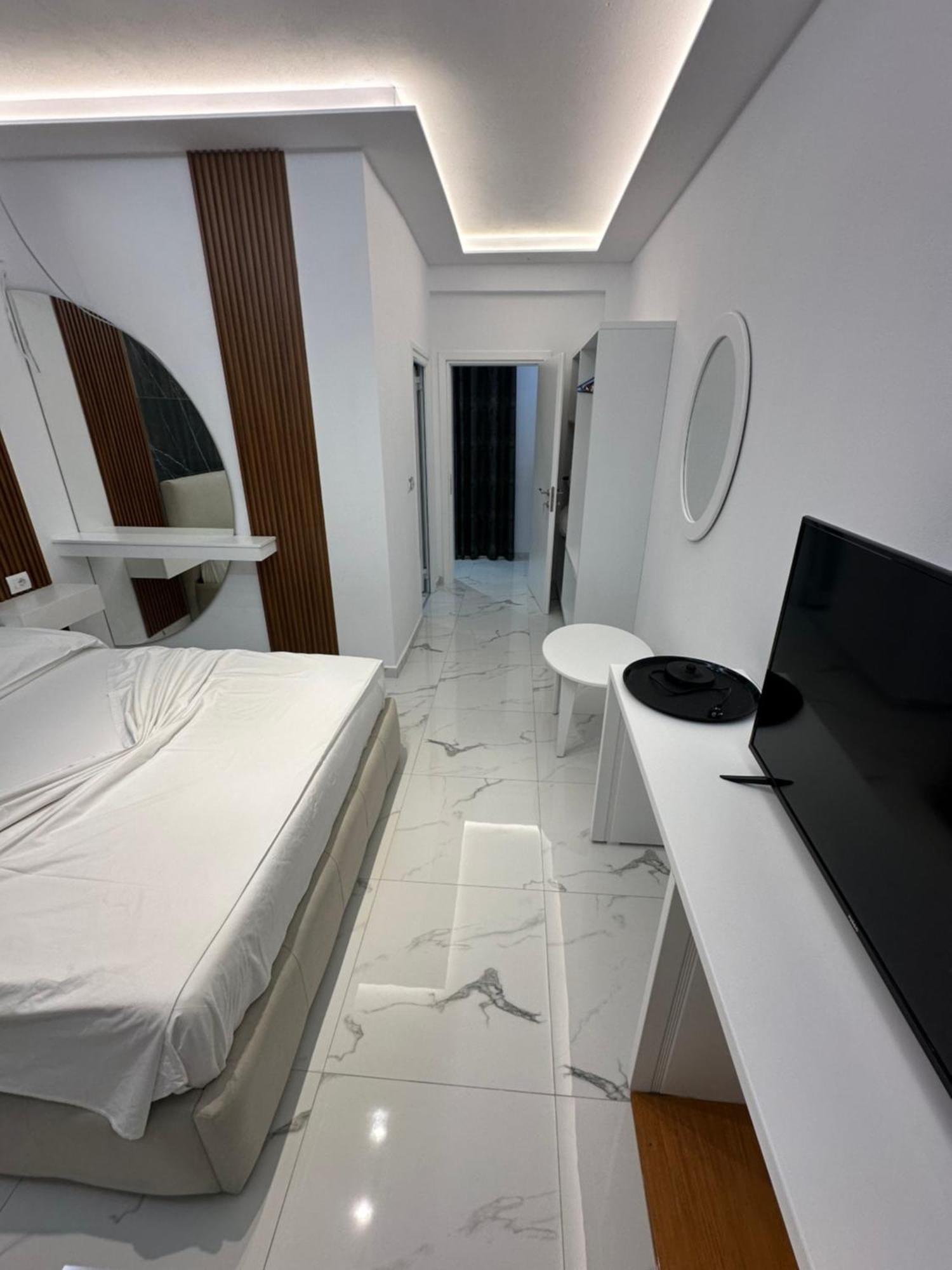 Hotel Elisabet Sarandë Eksteriør billede