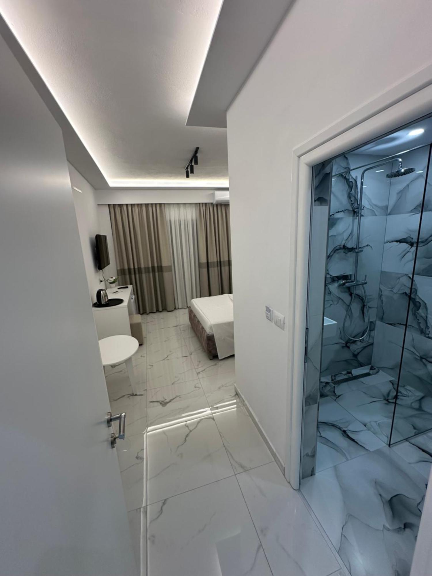 Hotel Elisabet Sarandë Eksteriør billede