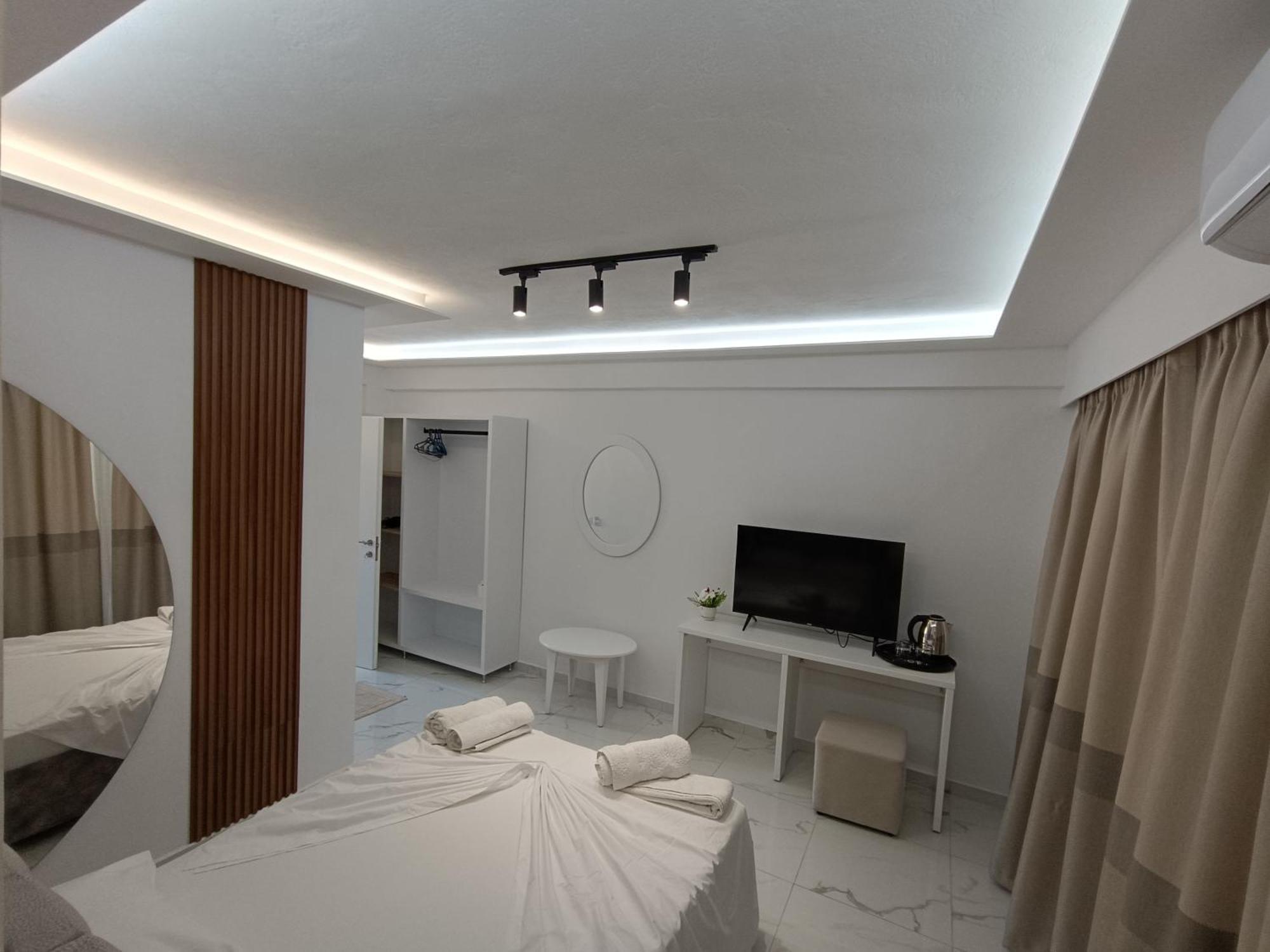 Hotel Elisabet Sarandë Eksteriør billede